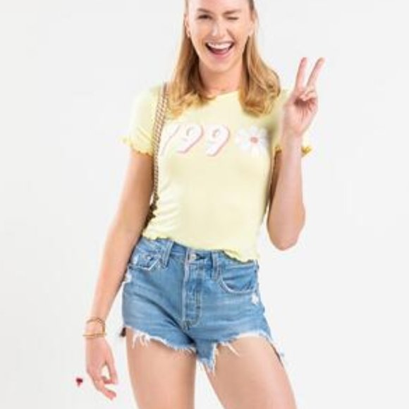 Francesca's | NWT 1990's Daisy Tee - Picture 12 of 13